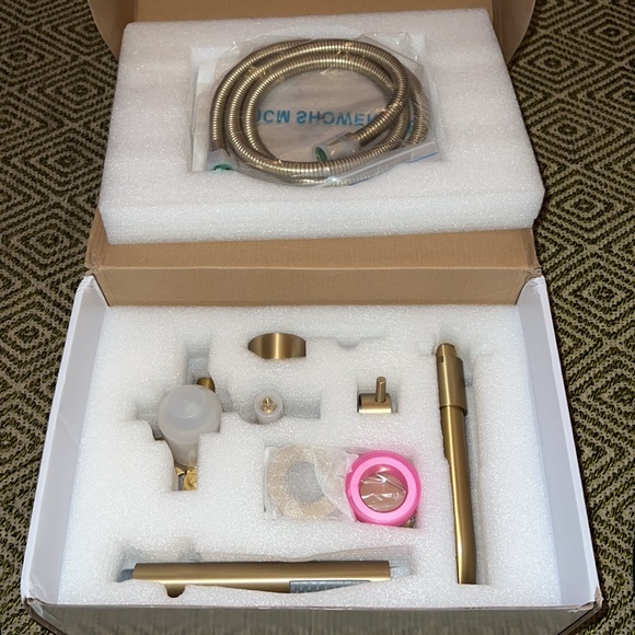 Rbrohant Brushed Gold Wall Mount Tub Faucet w Handheld Sprayer NWT - Picture 8 of 16